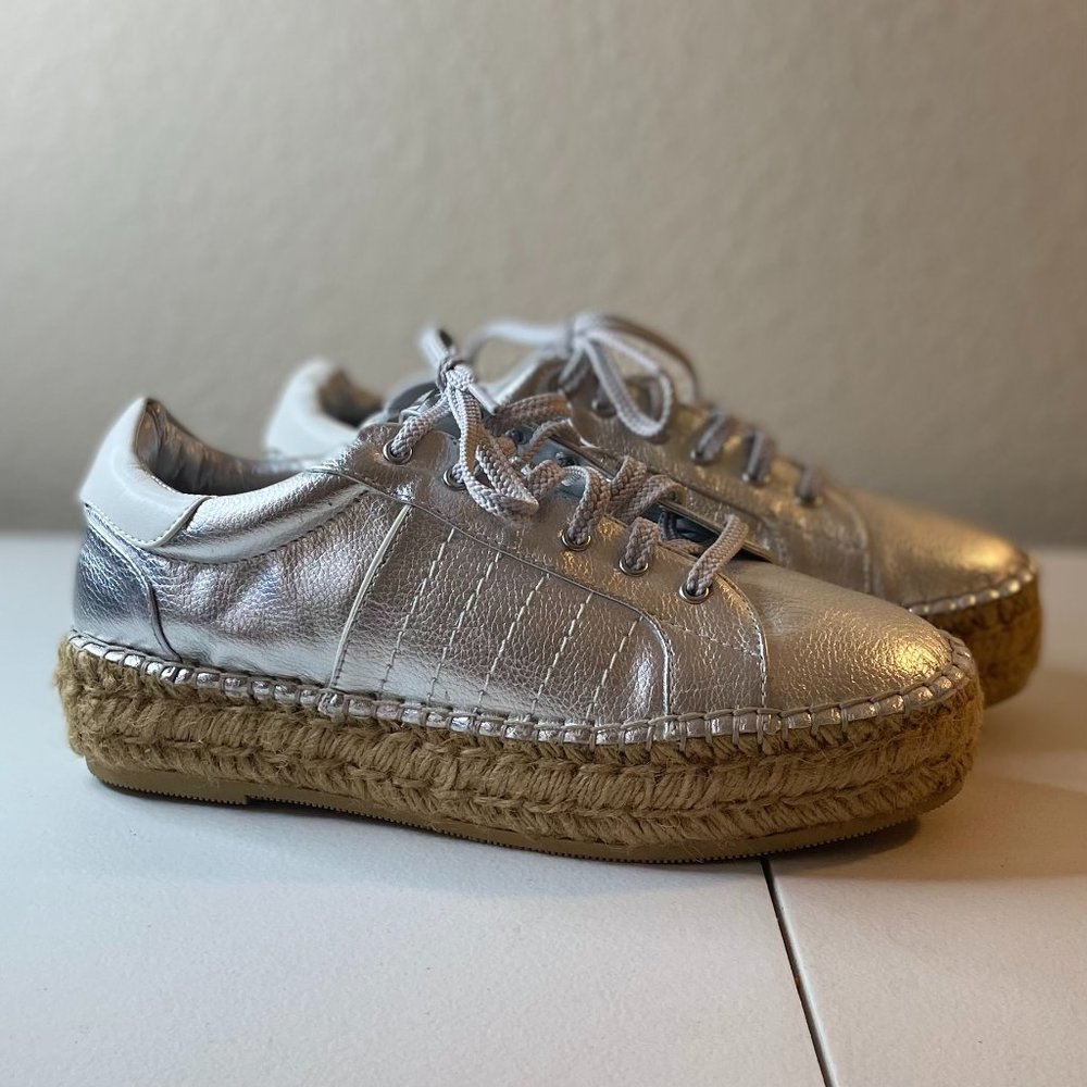 Steve Madden